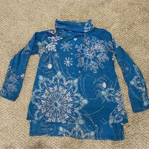 Snowflake Cowl Neck Fun Winter Shirt Women’s Large EUC